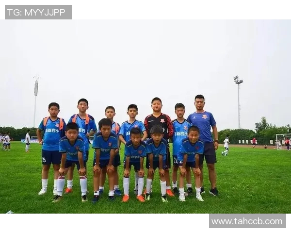 北京足球队挑战赛背后的拼搏故事与荣耀时刻