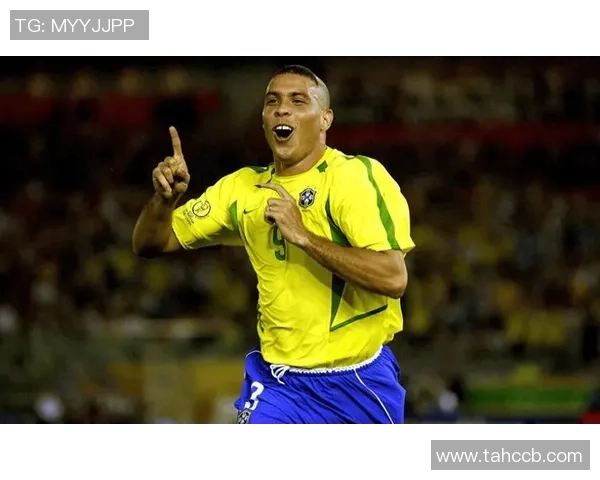 探索罗纳尔多的传奇足球生涯与成就揭秘