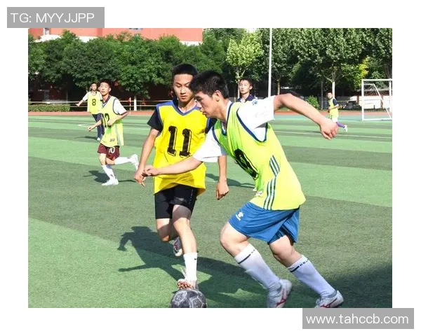 梦中追逐绿茵梦想成为足球明星的奇幻旅程