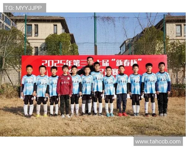 西安足球队荣登足球意识排行榜第十位展现出色团队实力与潜力 西安足球队荣登足球意识排行榜第十位展现出色团队实力与潜力