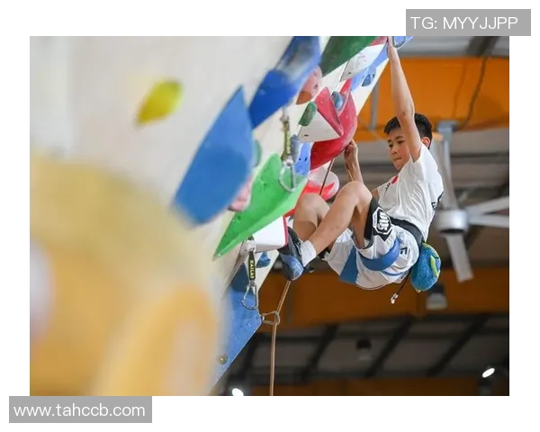 世界攀岩锦标赛特别报道：深圳街舞队的成长故事